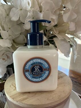 L'Occitane Shea Butter Extra Gentle Hand & Body Lotion 10.1oz 300ml new